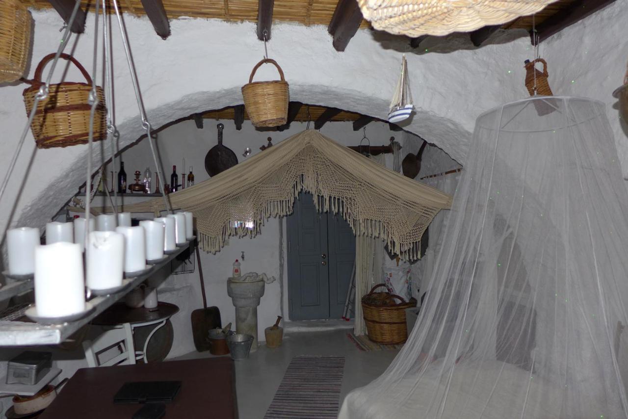 Romantica Parikia (Paros)